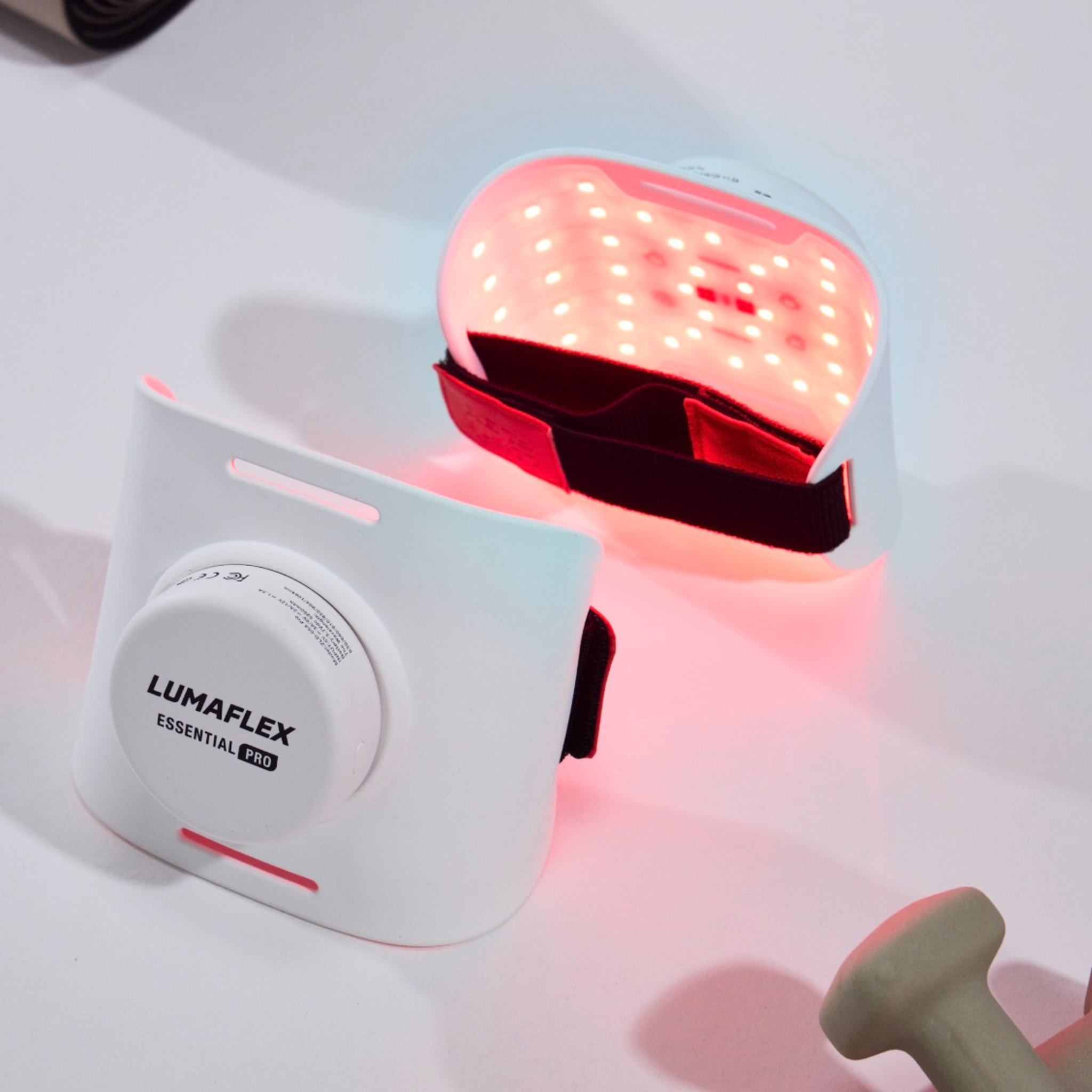 Profesjonalne urządzenie Lumaflex Essential Pro Premium z diodami LED do domowej terapii światłem